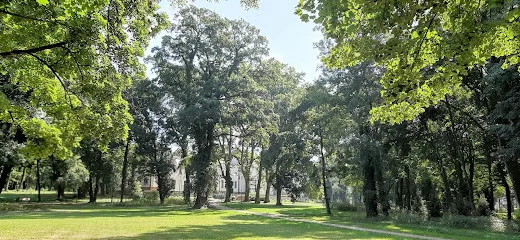 Park w Brzostkowie